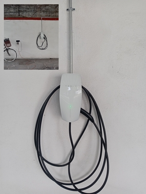 Tesla-Wall-Charger